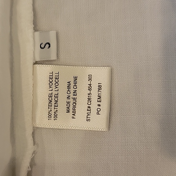 Cloth & Stone Ruffle Top - Picture 7 of 8